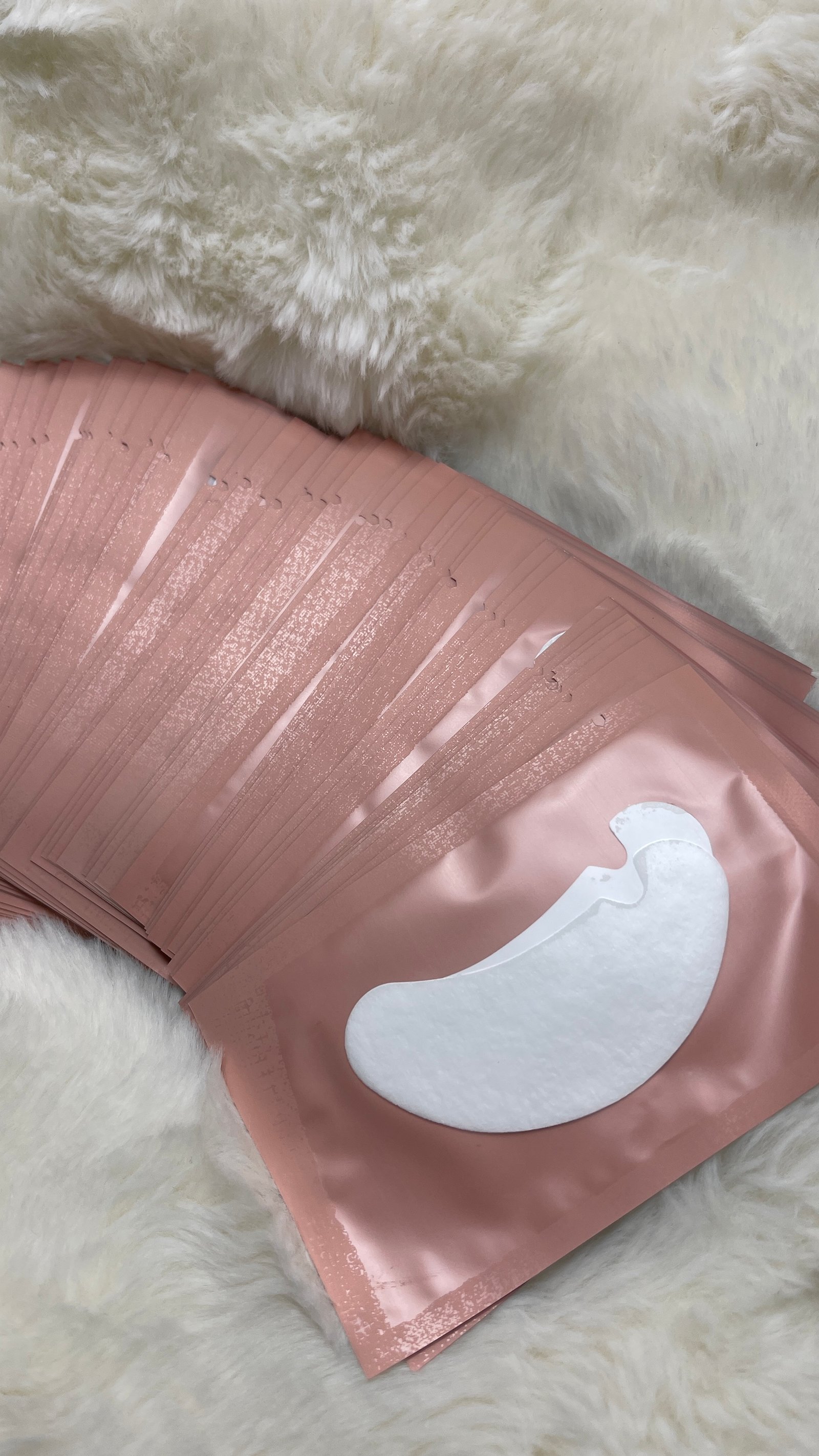 Pads për qerpikë me Hydrogel